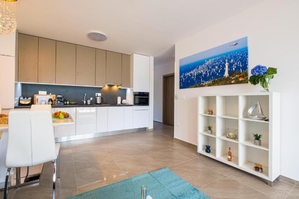 Fuered Luxury Apartman With Private Pool Balatonfured Exterior photo